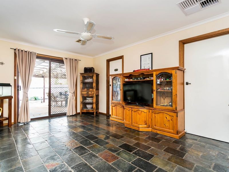 69 Tolley Rd, St Agnes SA 5097