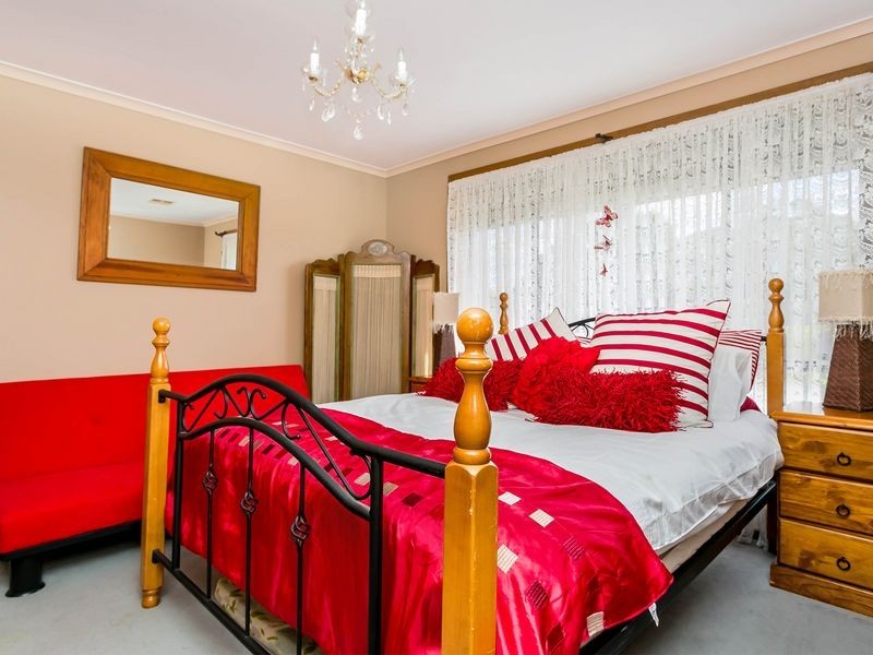 69 Tolley Rd, St Agnes SA 5097