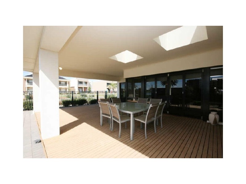 1 Azores Court, Mawson Lakes SA 5095