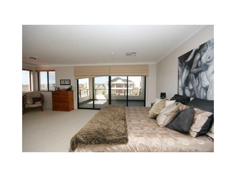 1 Azores Court, Mawson Lakes SA 5095