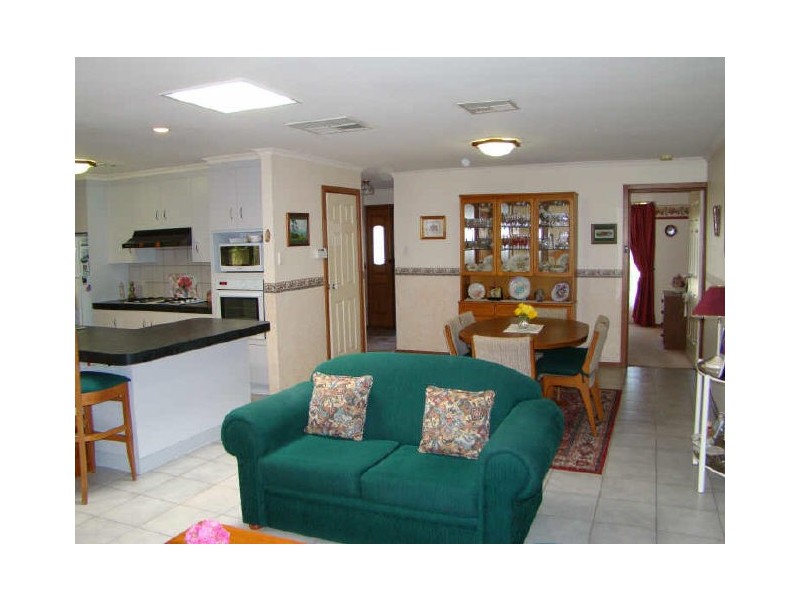 8 Moorhen Place, Wynn Vale SA 5127