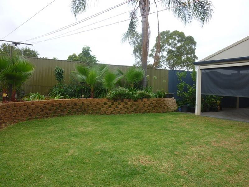 8 Delft Court, Modbury Heights SA 5092