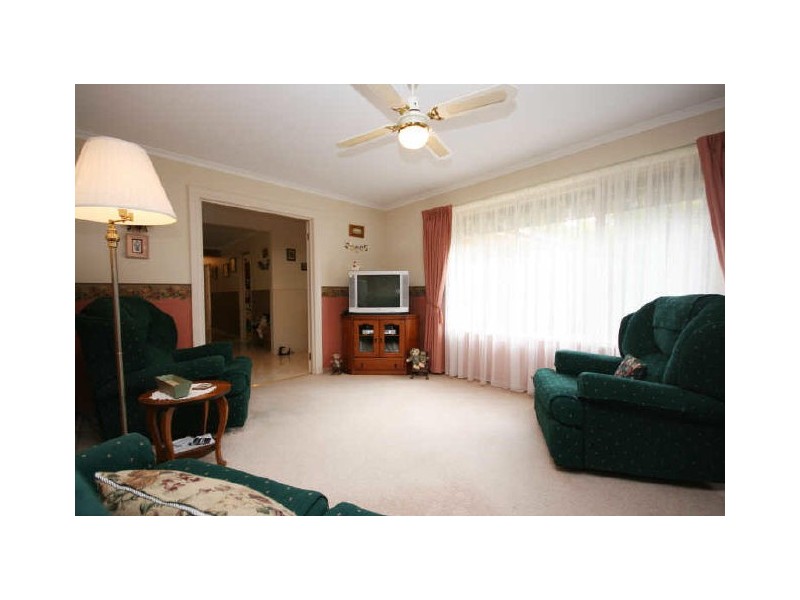 7 St Buryan Crescent, Golden Grove SA 5125