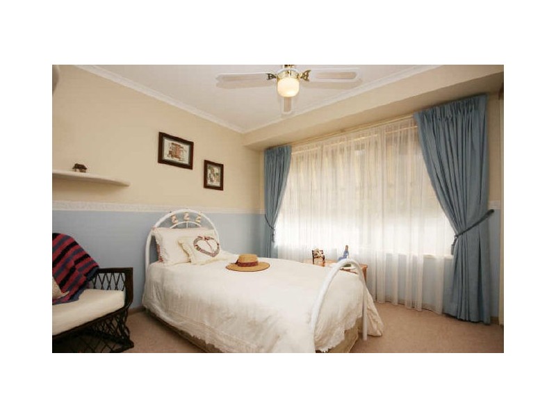 7 St Buryan Crescent, Golden Grove SA 5125