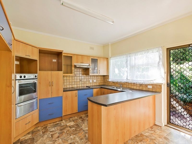 15 Dene RD, Highbury SA 5089