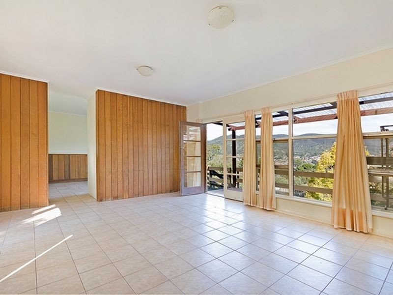 15 Dene RD, Highbury SA 5089