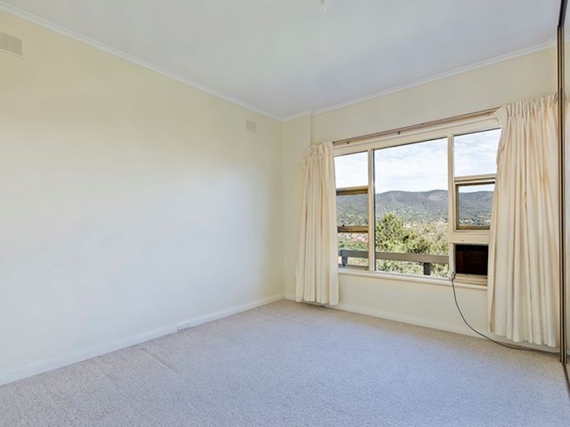 15 Dene RD, Highbury SA 5089