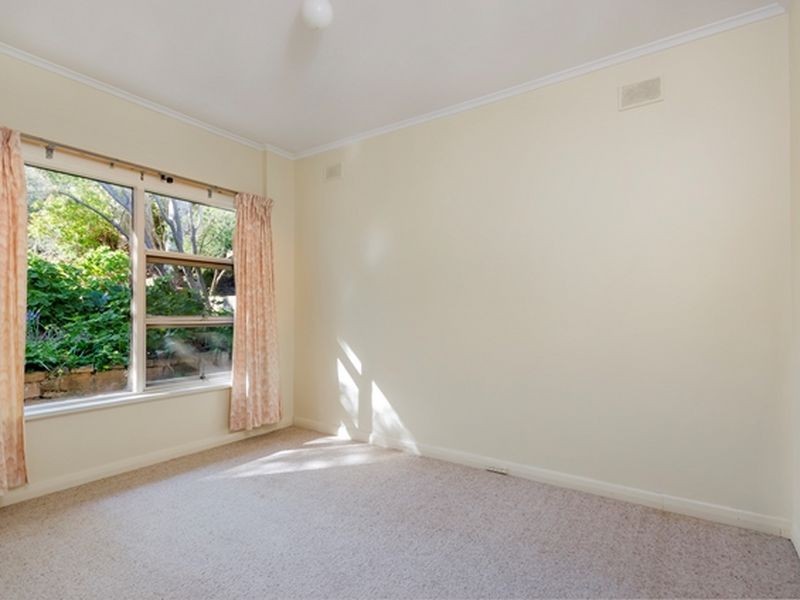 15 Dene RD, Highbury SA 5089