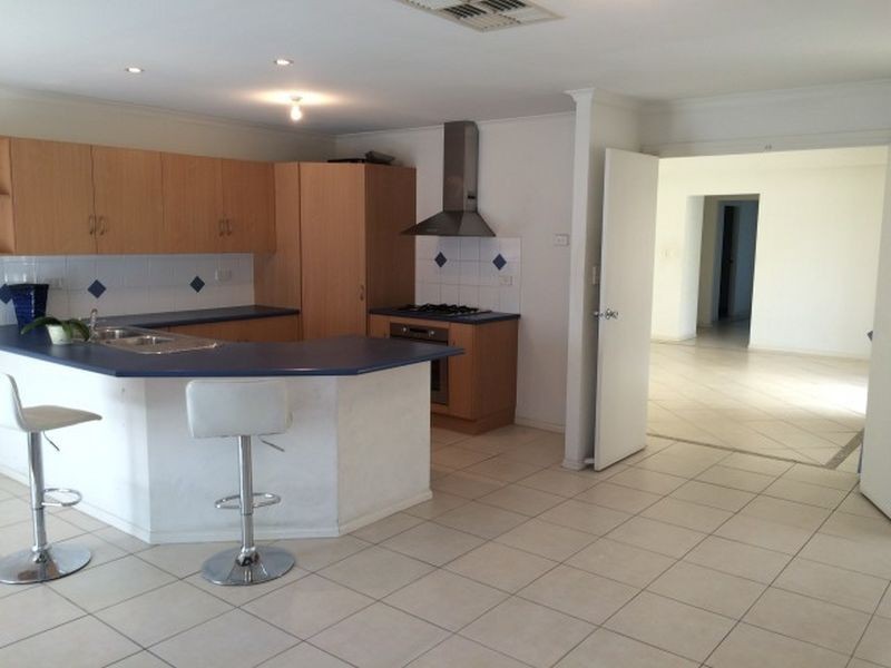 324 Tapleys Hill Road, Seaton SA 5023