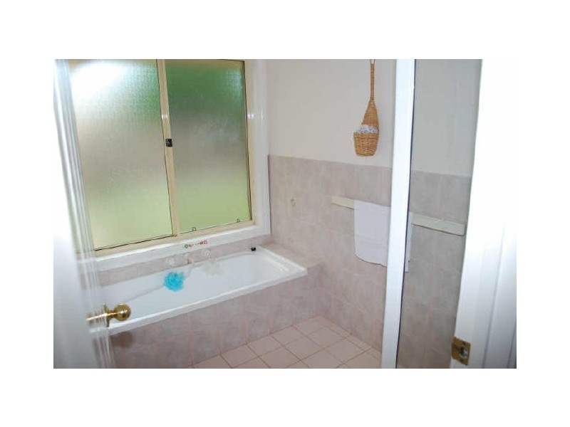 11 Essling Place, Greenwith SA 5125