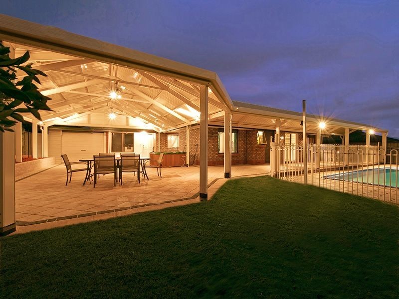 9 Timcris Court, Wynn Vale SA 5127