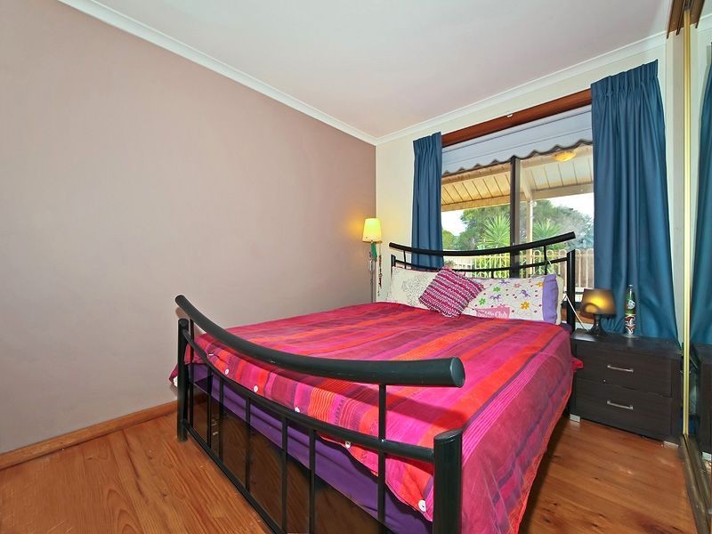 9 Timcris Court, Wynn Vale SA 5127