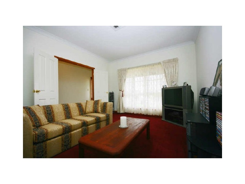 9 Waterside Drive, Burton SA 5110