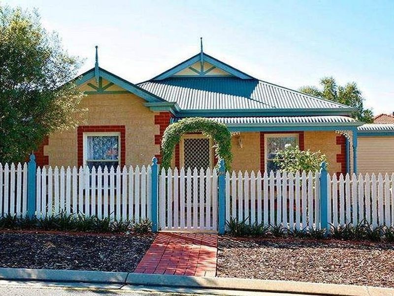 14 Lockwood Dr, Greenwith SA 5125