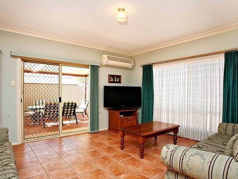 14 Lockwood Dr, Greenwith SA 5125