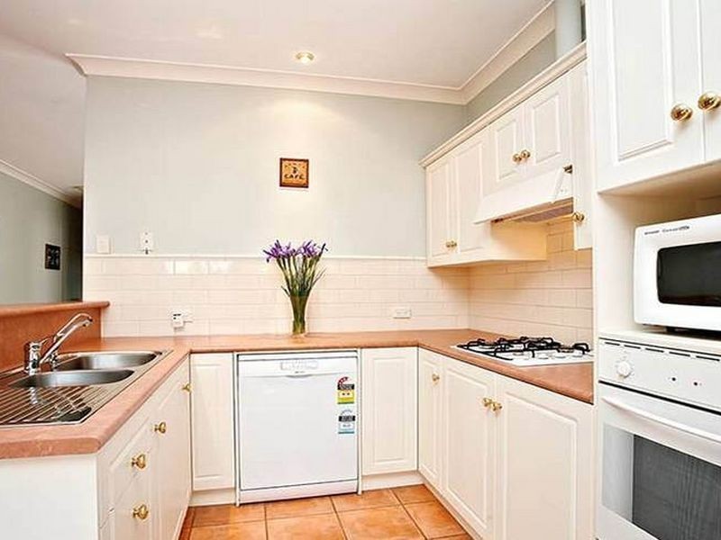 14 Lockwood Dr, Greenwith SA 5125