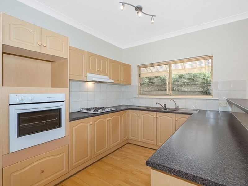 1 Oak Street, Ridgehaven SA 5097