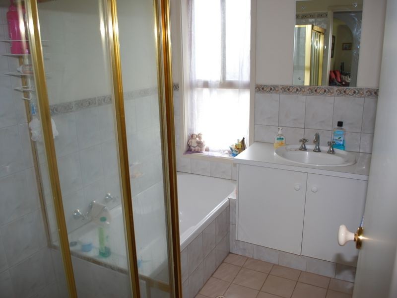 10 Sir Joseph Banks Crescent, Golden Grove SA 5125