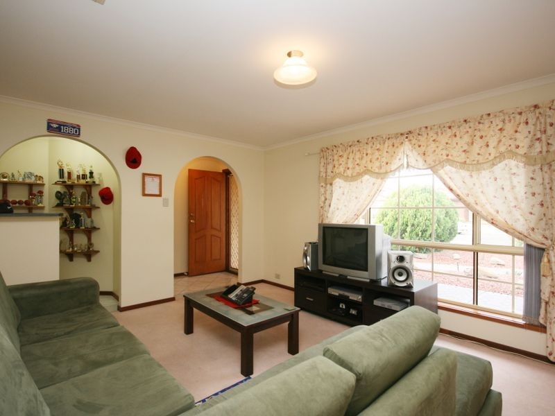 46 Falcon Drive, Parafield Gardens SA 5107