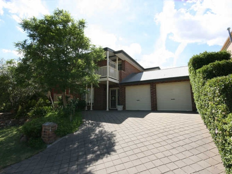 10 Greencrest Circuit, Golden Grove SA 5125