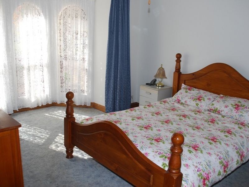 15 Beaufort Avenue, Golden Grove SA 5125