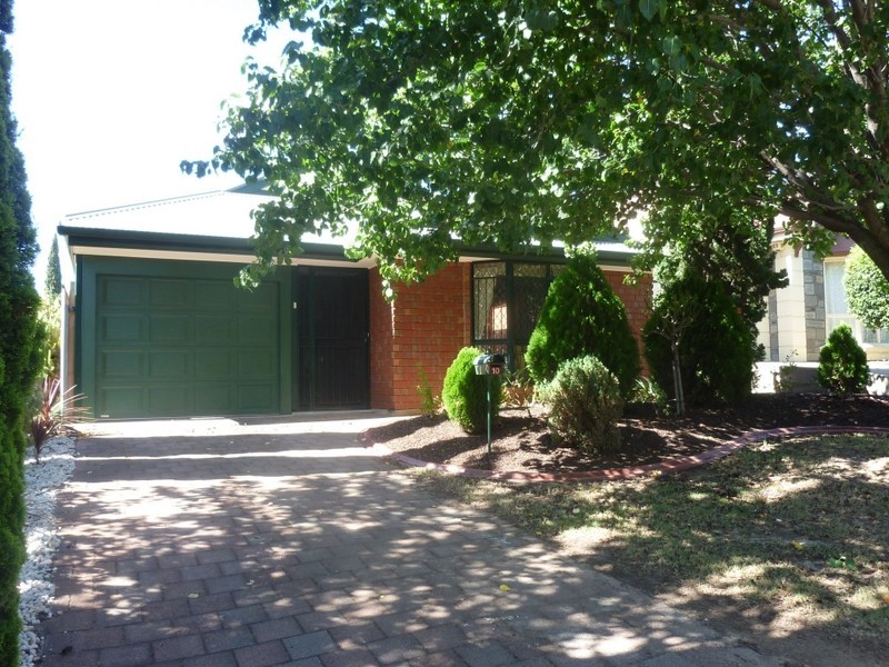 10 Chrichton Court, Greenwith SA 5125