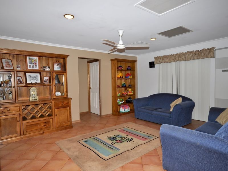 8 Cobby Drive, Modbury Heights SA 5092