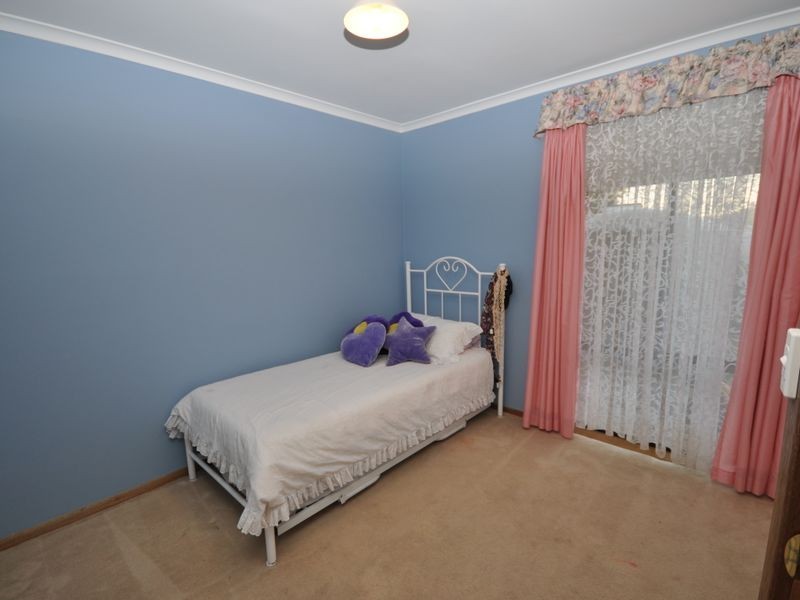 8 Cobby Drive, Modbury Heights SA 5092