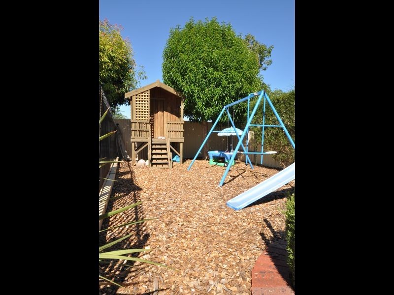 8 Cobby Drive, Modbury Heights SA 5092