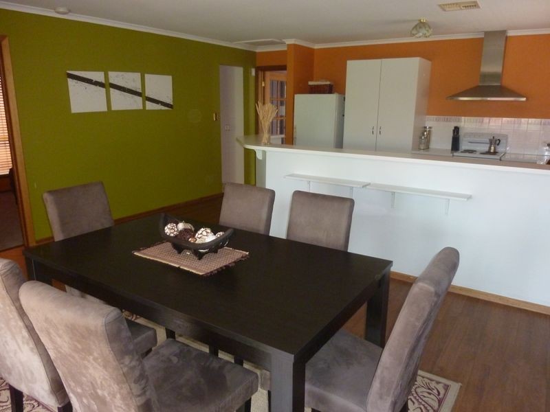 2 Dunbarton Crescent, Greenwith SA 5125