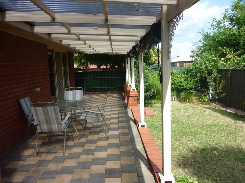2 Dunbarton Crescent, Greenwith SA 5125