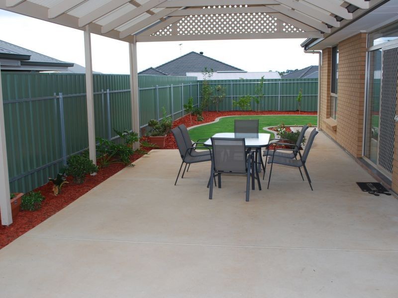 18 Songlark Grove, Hewett SA 5118