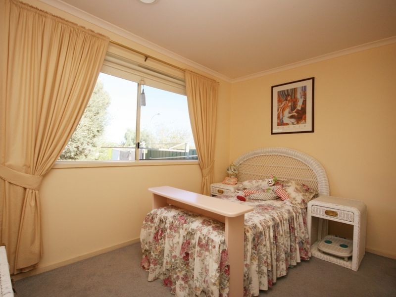 12 Seville Place, Golden Grove SA 5125