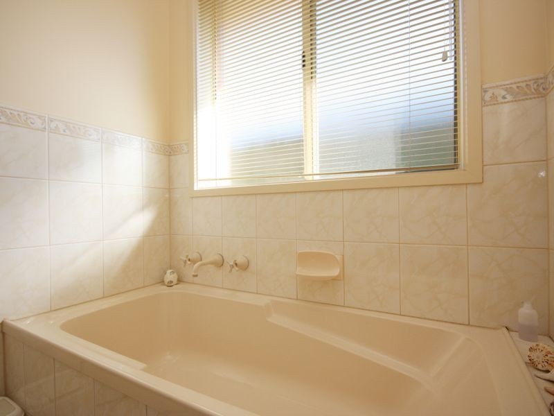 12 Seville Place, Golden Grove SA 5125