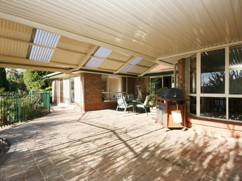 7 Castle Eaton Street, Golden Grove SA 5125