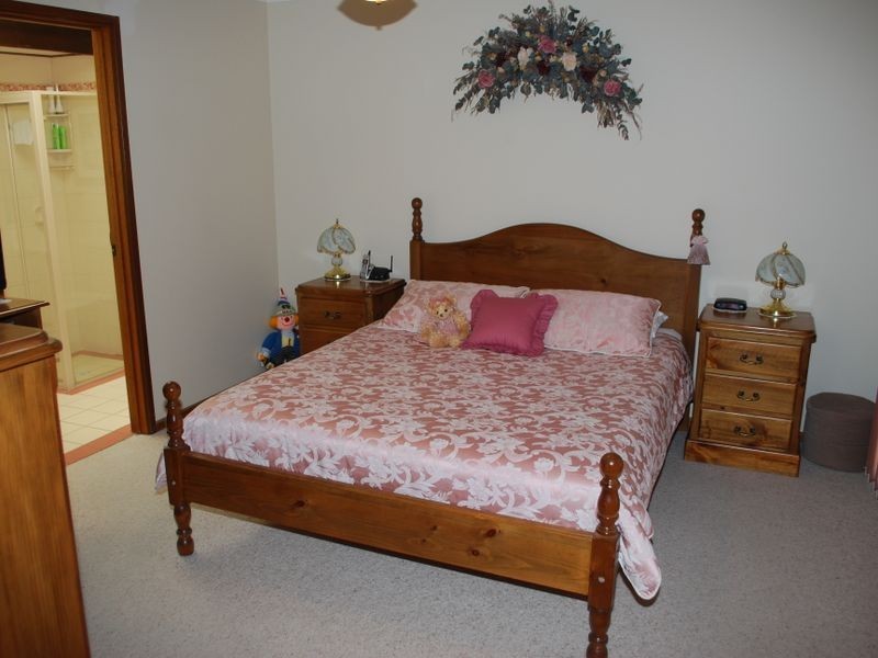 30 Kestral Way, Modbury Heights SA 5092