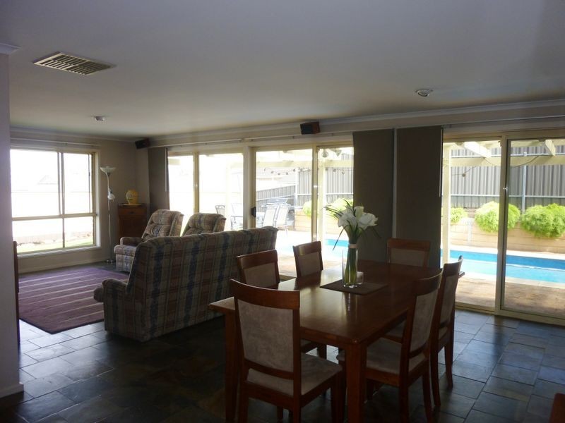 4 Bechervaise Court, Greenwith SA 5125