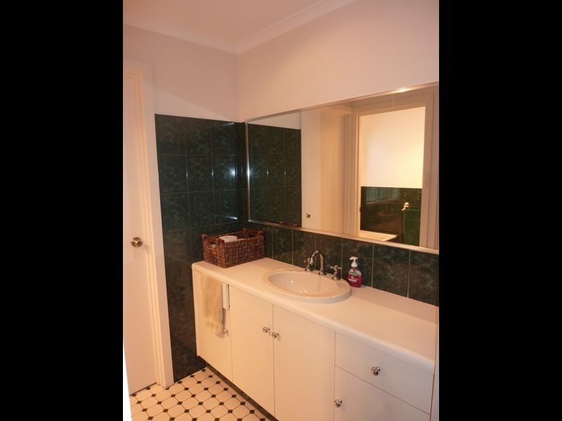 4 Bechervaise Court, Greenwith SA 5125