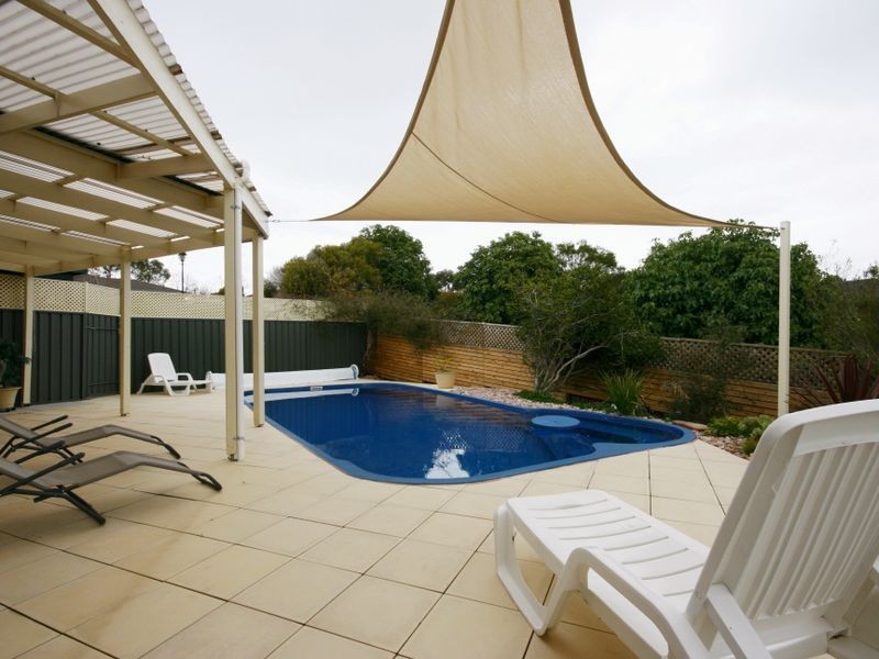 22 Austerlitz Court, Greenwith SA 5125