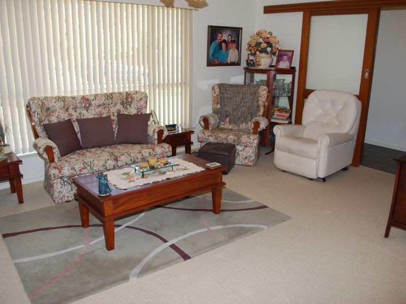 8 Thomson Avenue, Gulfview Heights SA 5096