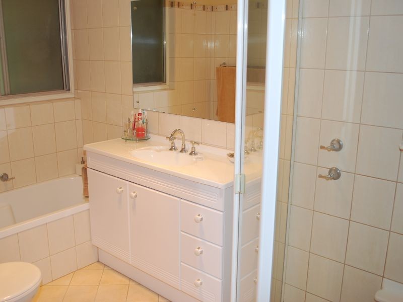 8 Thomson Avenue, Gulfview Heights SA 5096