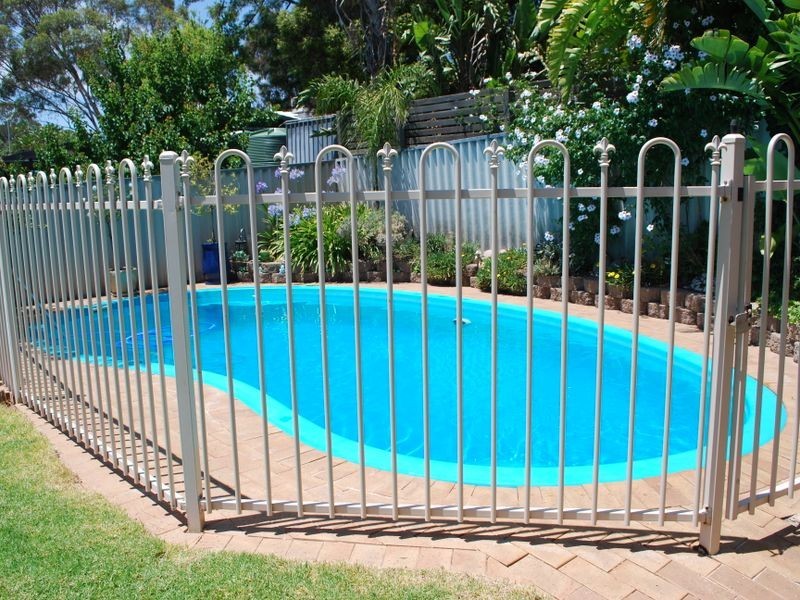 8 Thomson Avenue, Gulfview Heights SA 5096