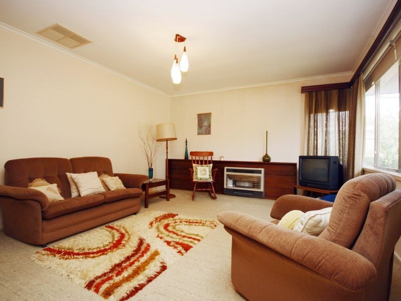 3 Sylvan Crescent, Surrey Downs SA 5126