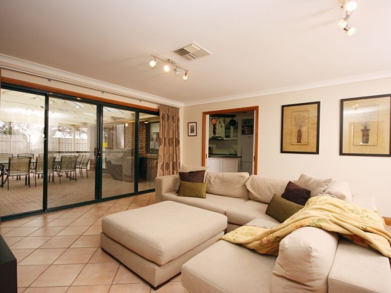 11 Tangelo Street, Golden Grove SA 5125