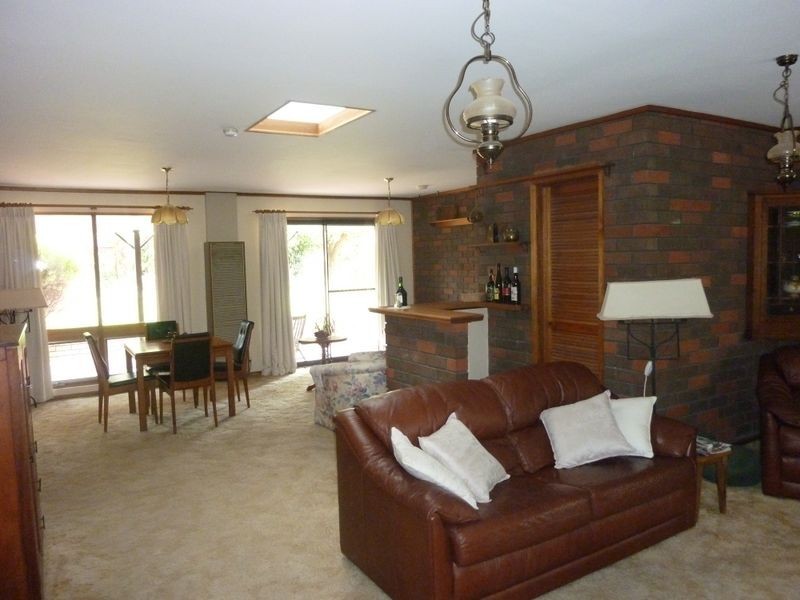 34 Vine Street, Surrey Downs SA 5126