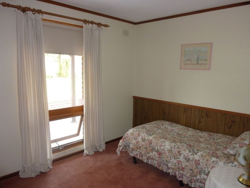 34 Vine Street, Surrey Downs SA 5126