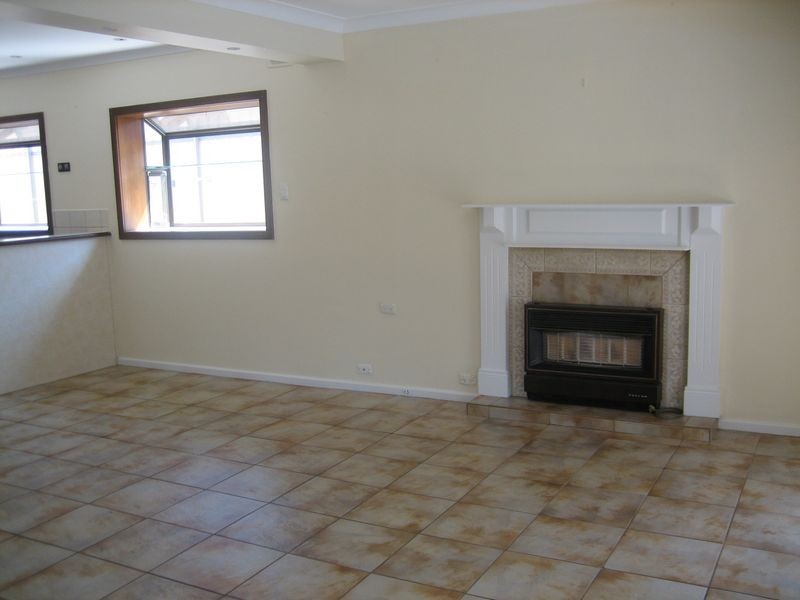 44 Rialto Avenue, Para Hills SA 5096