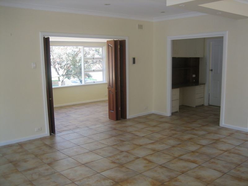 44 Rialto Avenue, Para Hills SA 5096