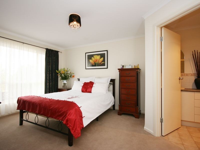 5 Farmhouse Avenue, Walkley Heights SA 5098