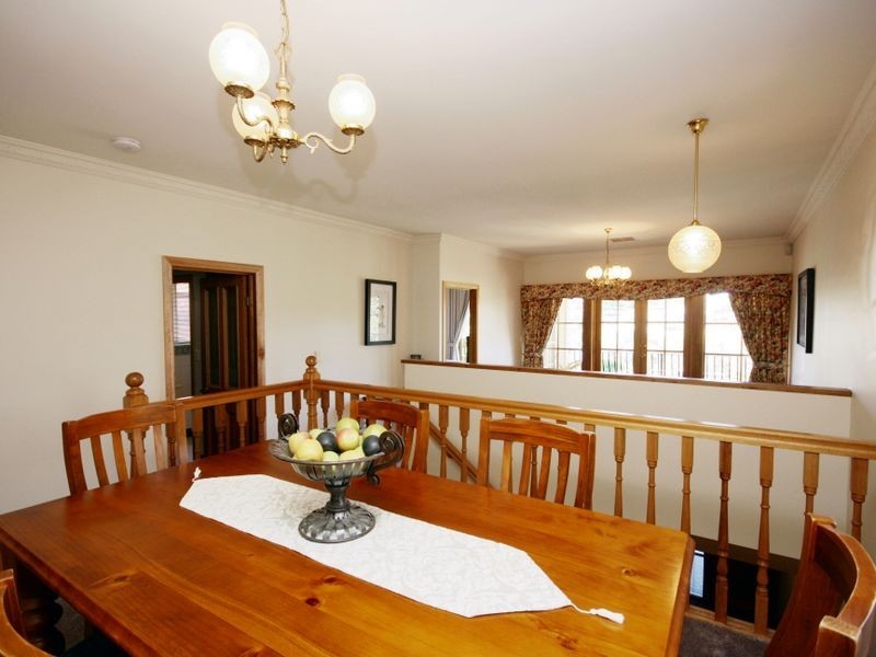98 Thornton Drive, Greenwith SA 5125